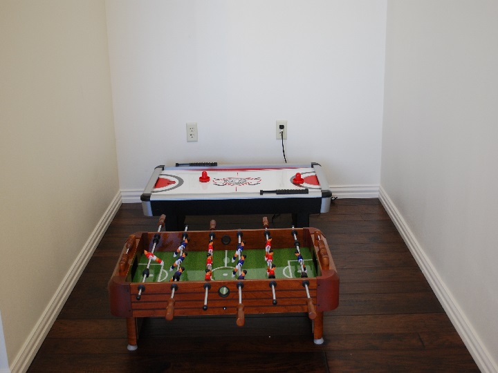 Kids play area with toys and games at Meridian Dental